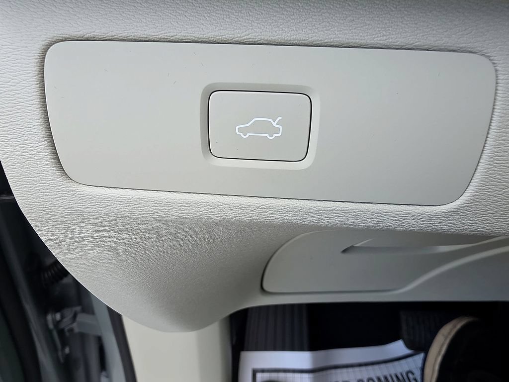 New 2026 Volvo XC90 B6 Ultra AWD/4WD image 37