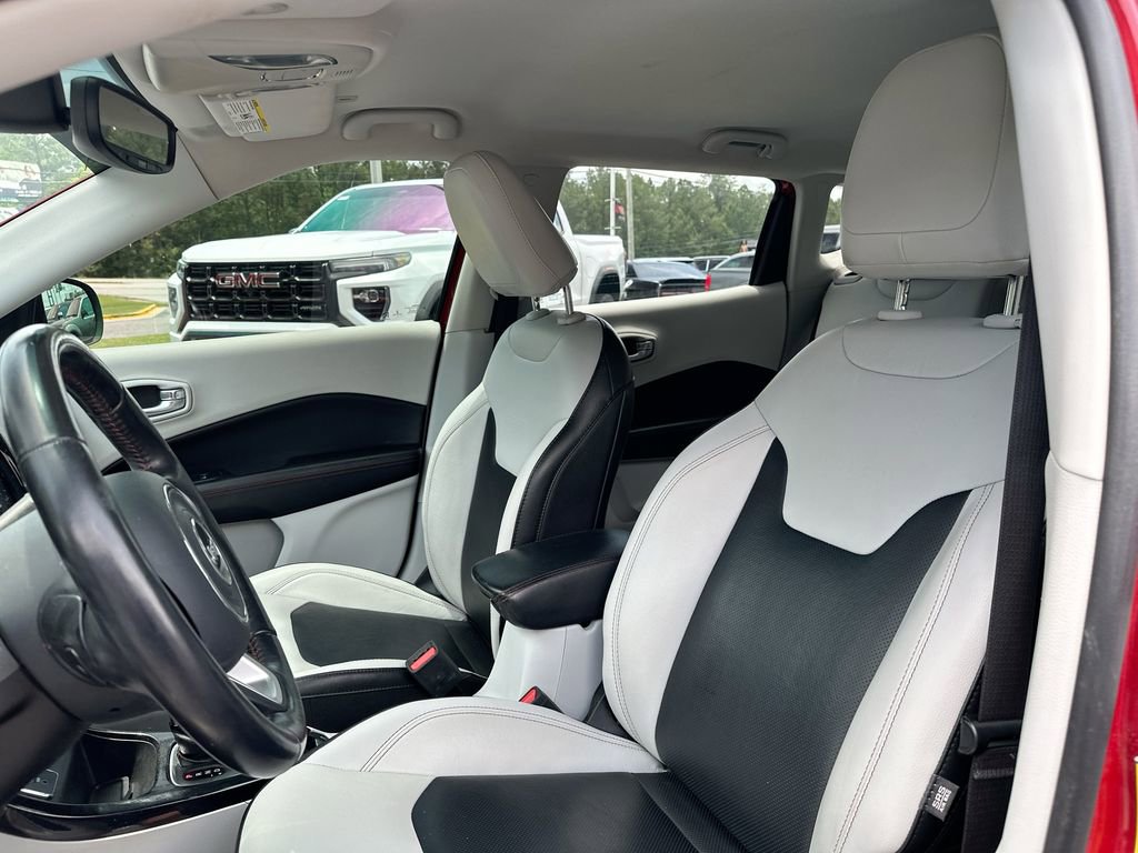 Used 2019 Jeep Compass Limited FWD image 8
