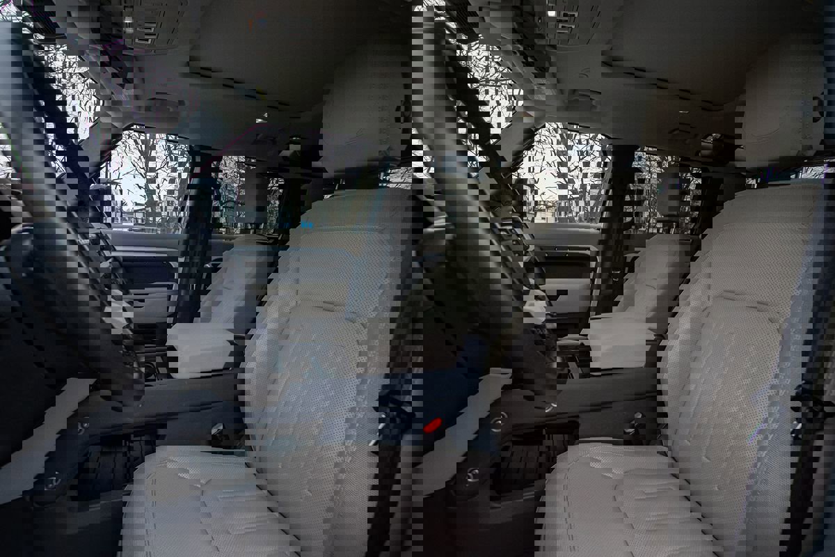 Used 2020 Land Rover Defender 110 S image 9