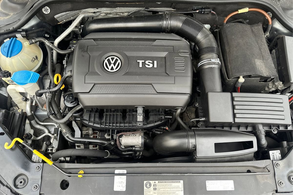 Used 2015 Volkswagen Jetta SE image 24