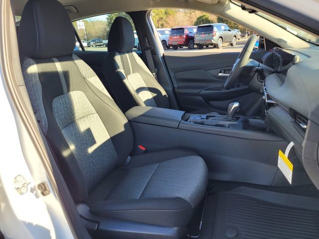 New 2026 Nissan Sentra SV w/ SV Convenience Package FWD image 9