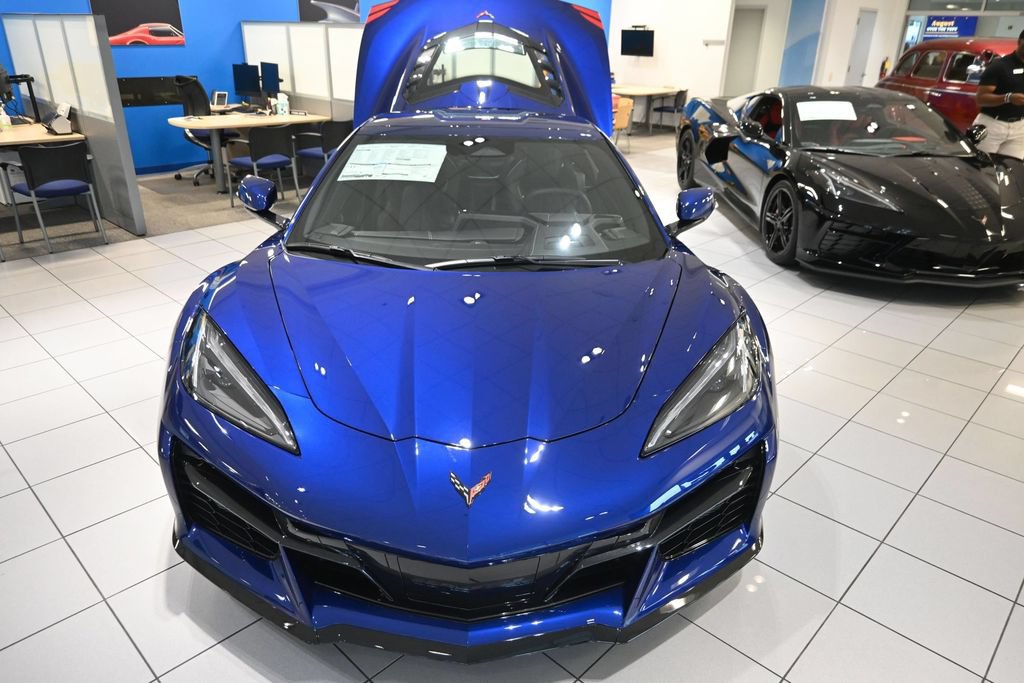 New 2027 Chevrolet Corvette Grand Sport w/ Battery Protection Package RWD image 6