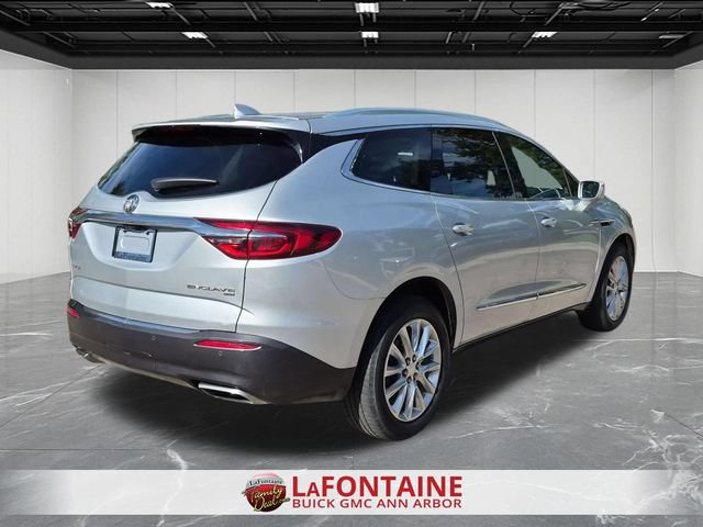 Used 2018 Buick Enclave Essence w/ Trailering Package AWD/4WD image 8