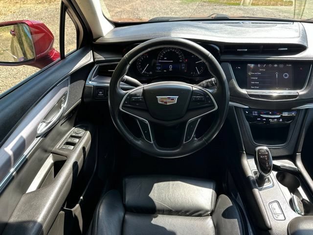 Used 2017 Cadillac XT5 Luxury AWD/4WD image 29