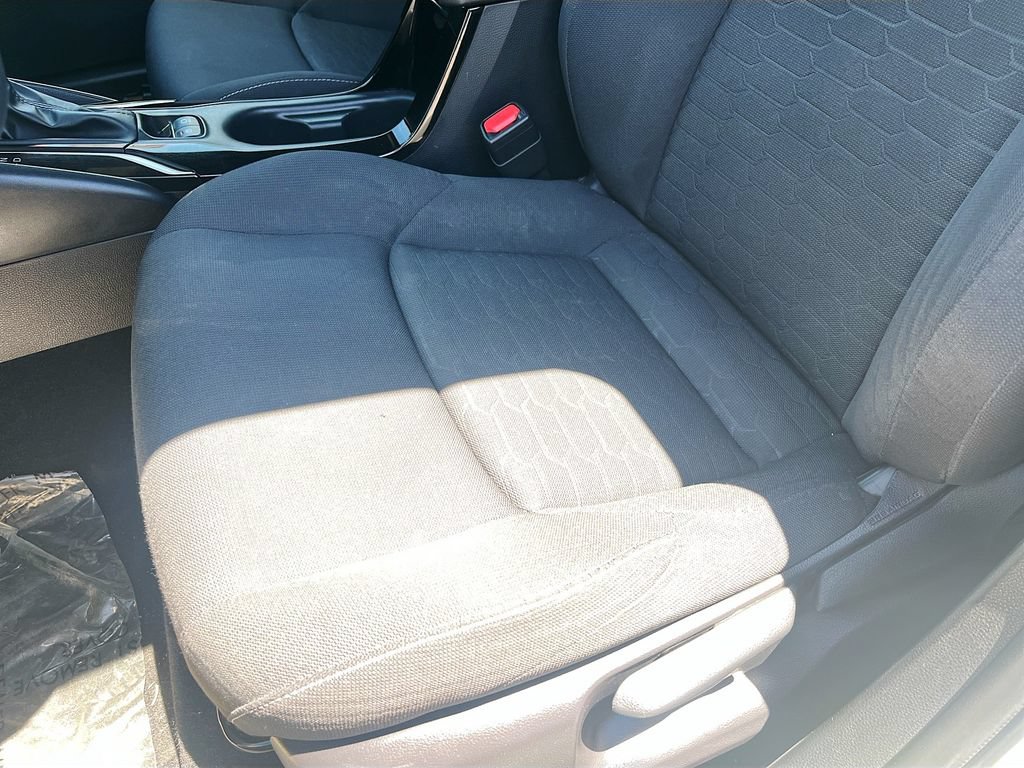 Used 2022 Toyota Corolla SE FWD image 18