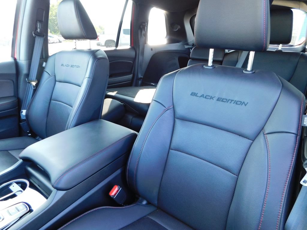Used 2025 Honda Passport Black Edition image 16