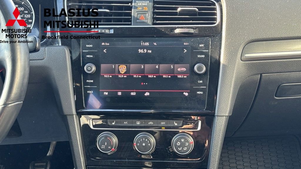 Used 2018 Volkswagen GTI SE image 27