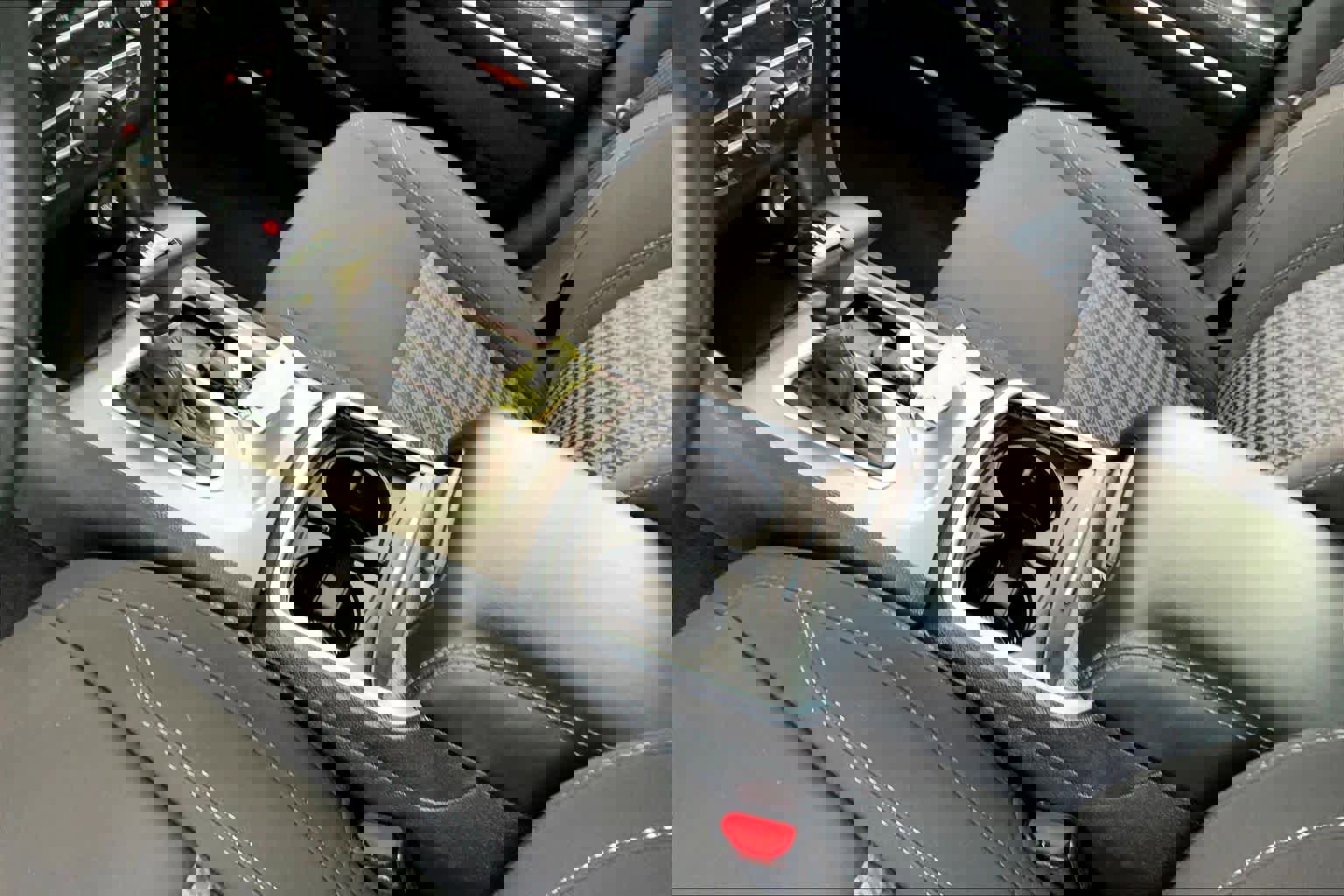 Used 2023 Dodge Charger SXT image 16