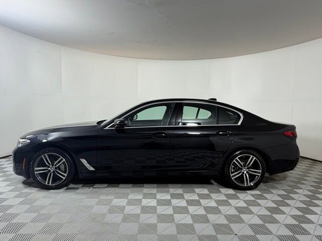 Used 2023 BMW 530i xDrive image 4