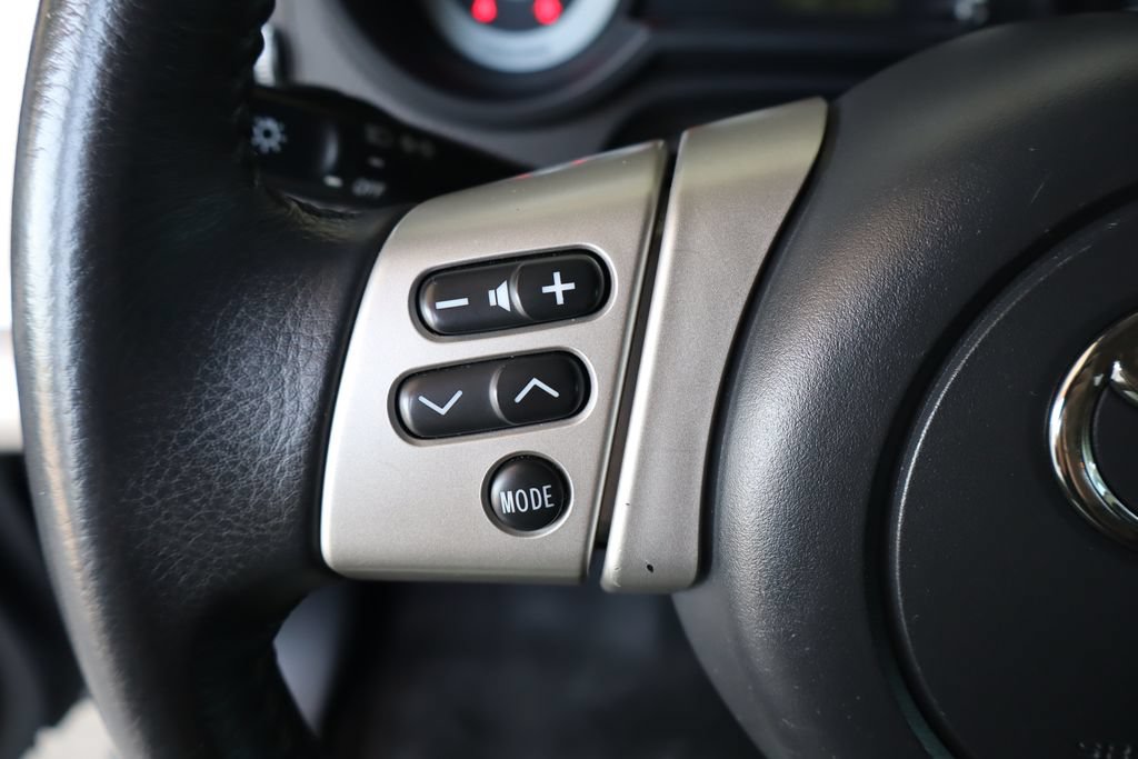 Used 2012 Toyota FJ Cruiser 4WD w/ Upgrade Pkg image 22