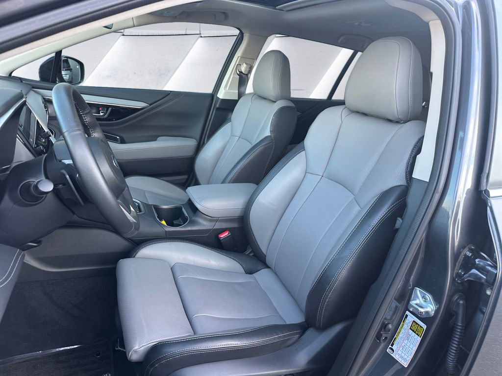 Used 2025 Subaru Outback Limited image 8