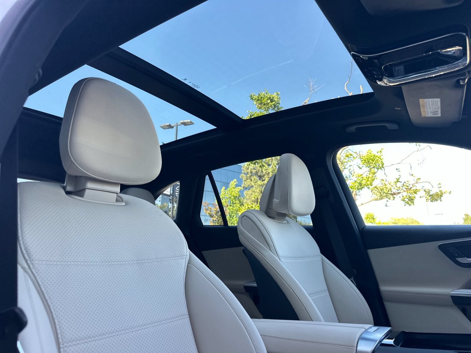 Certified 2026 Mercedes-Benz GLC 300 image 18