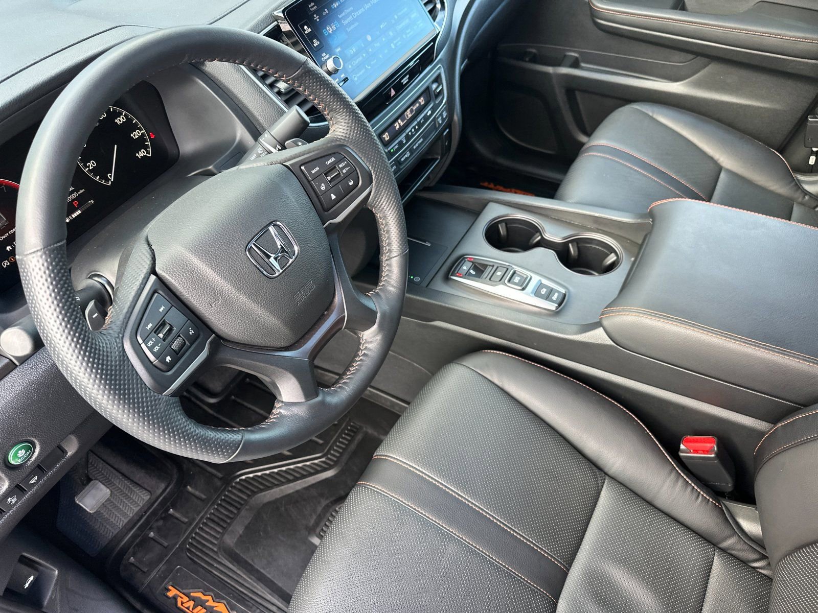 Used 2025 Honda Ridgeline TrailSport image 10