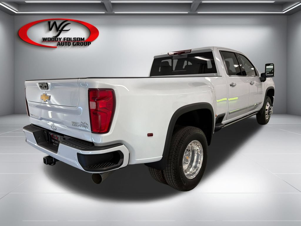 New 2026 Chevrolet Silverado 3500 High Country w/ High Country Premium Package AWD/4WD image 6