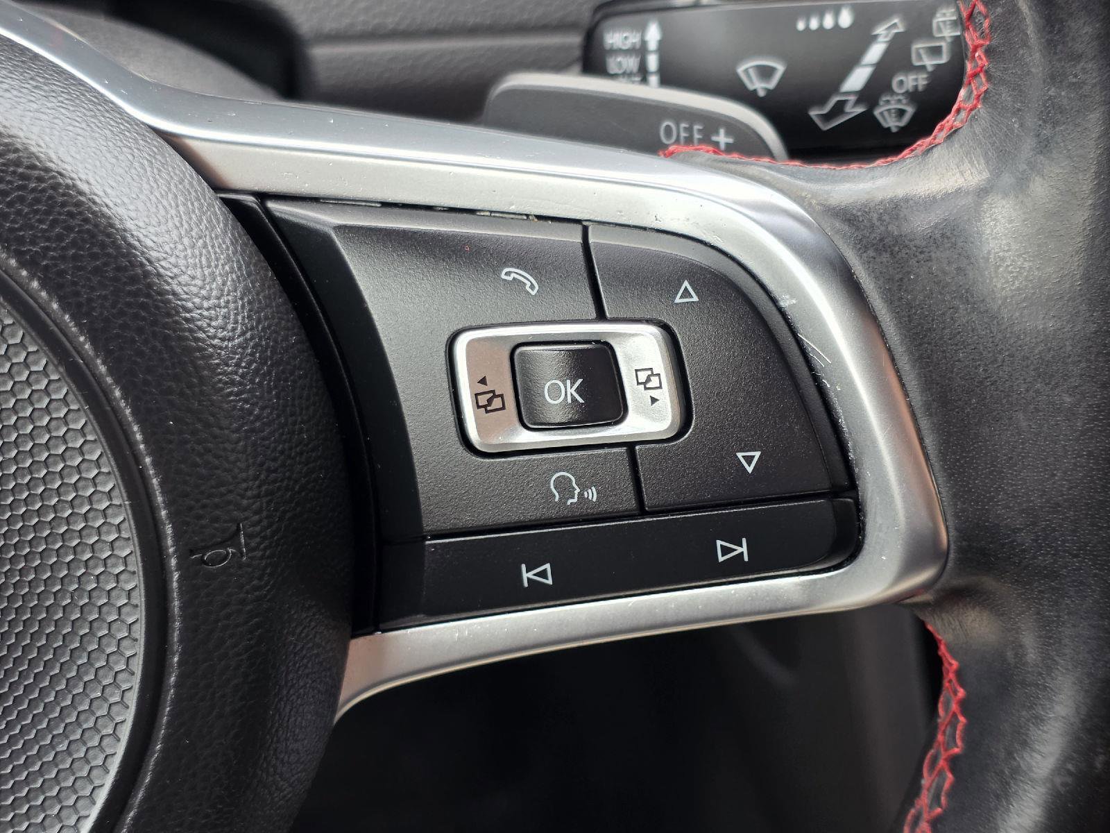 Used 2018 Volkswagen GTI SE w/ SE Leather Package FWD image 12