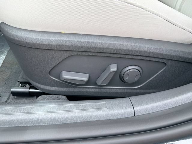 New 2026 Hyundai Sonata SEL AWD/4WD image 16