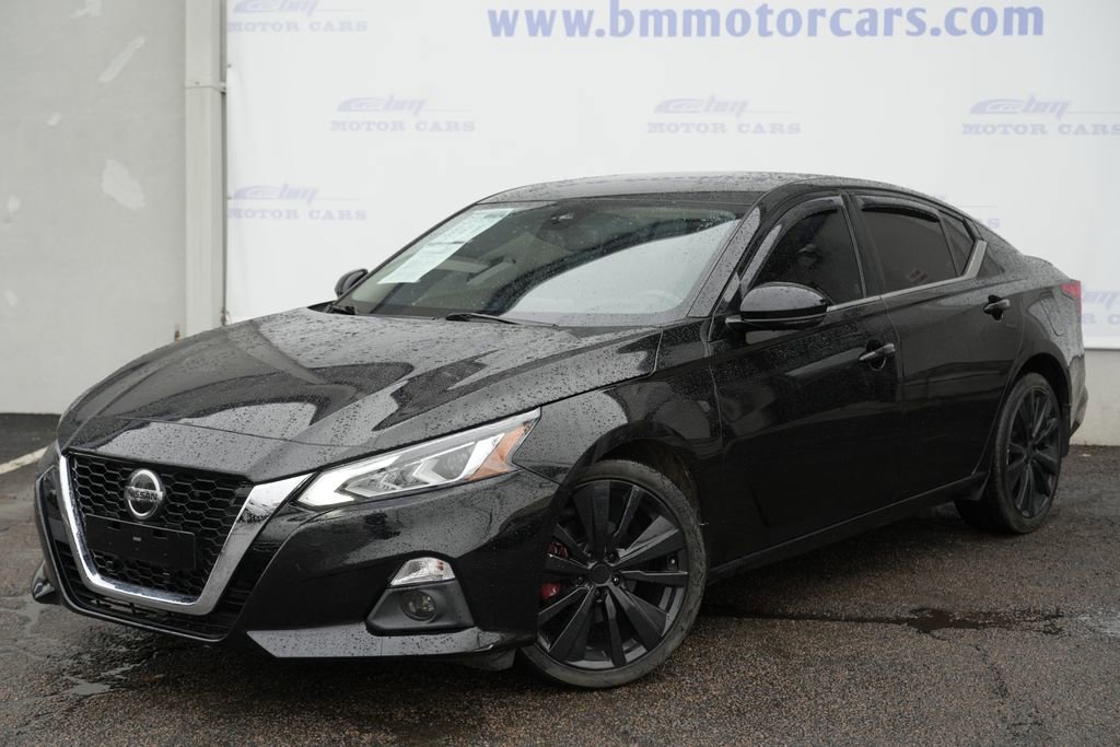 Used 2019 Nissan Altima 2.5 Platinum image 2