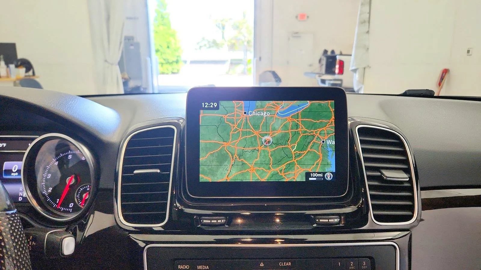 Used 2018 Mercedes-Benz GLE 350 4MATIC image 16