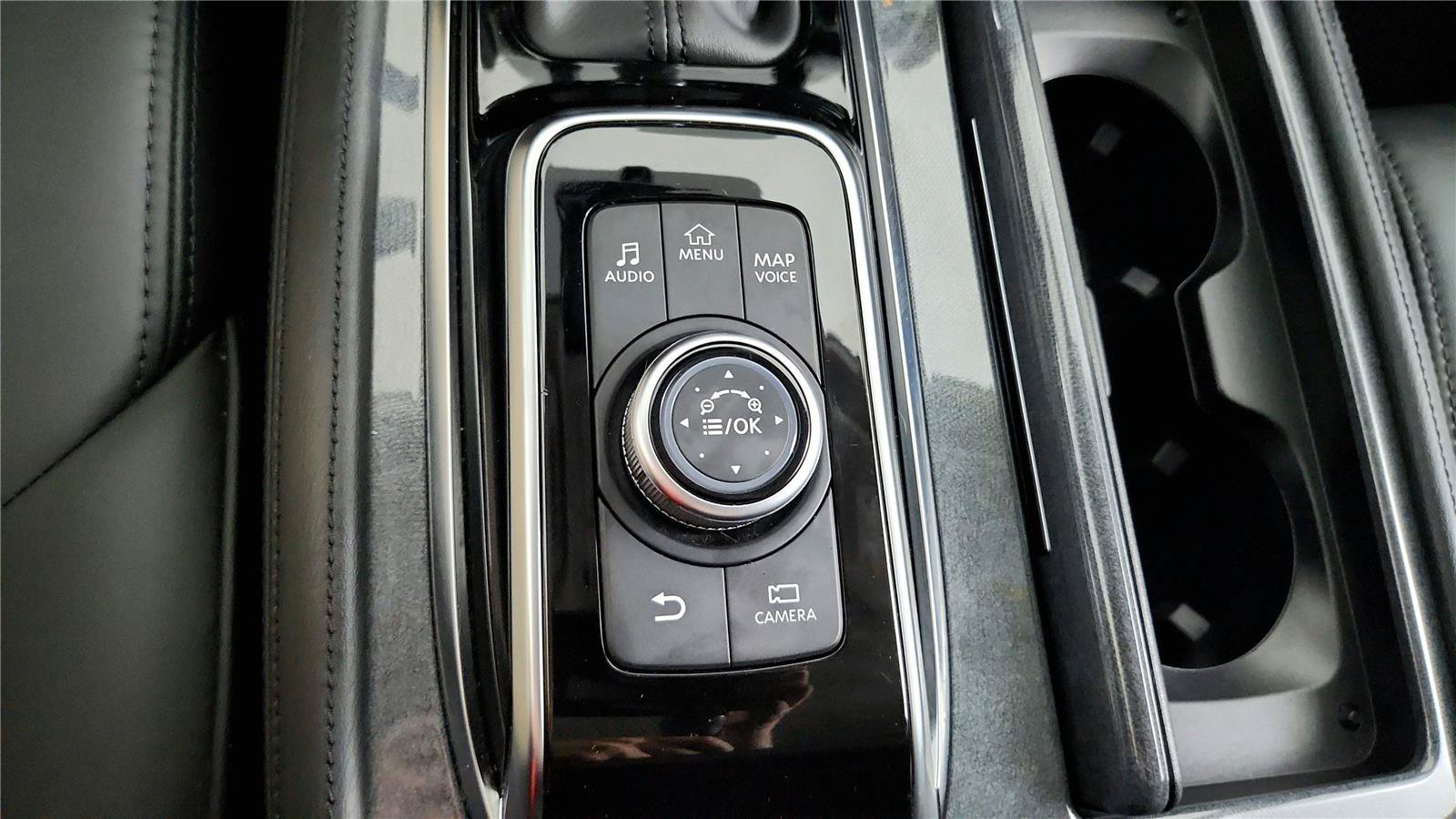 Certified 2024 Nissan Armada SV w/ Cargo Package AWD/4WD image 26