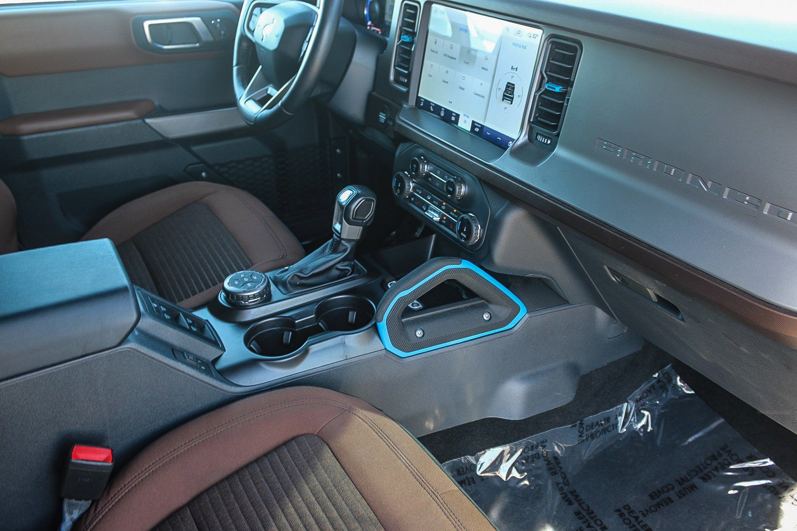 Used 2022 Ford Bronco Outer Banks w/ Sasquatch Package image 17