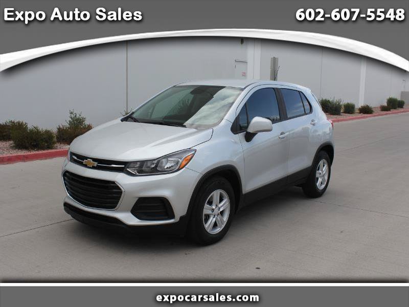 Used 2022 Chevrolet Trax LS w/ Tint and Cruise Package FWD image 1