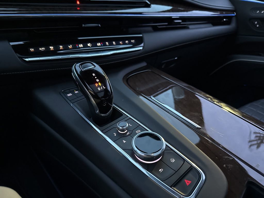 Used 2024 Cadillac Escalade Sport Platinum w/ Heavy-Duty Trailer Package image 51