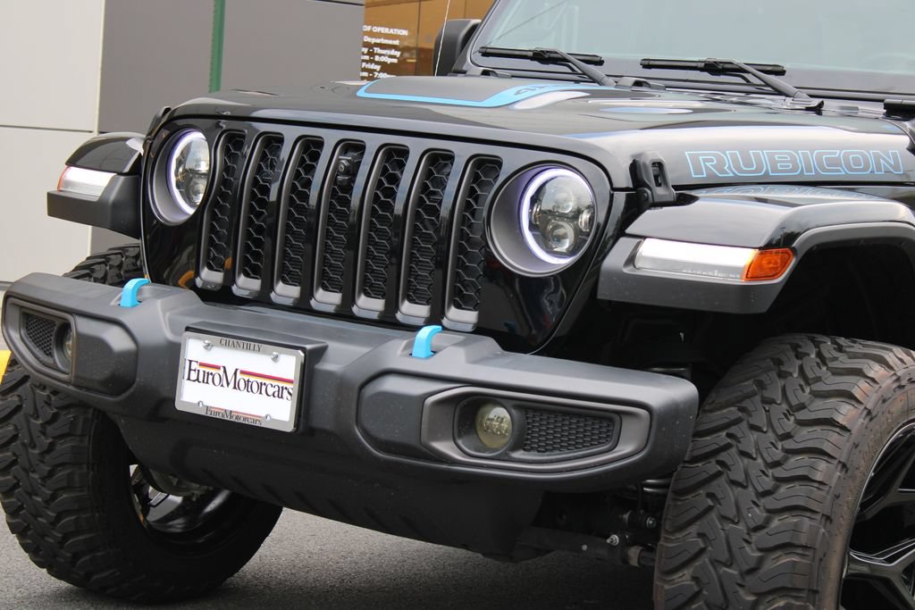 Used 2022 Jeep Wrangler Unlimited Rubicon 4xe AWD/4WD image 2