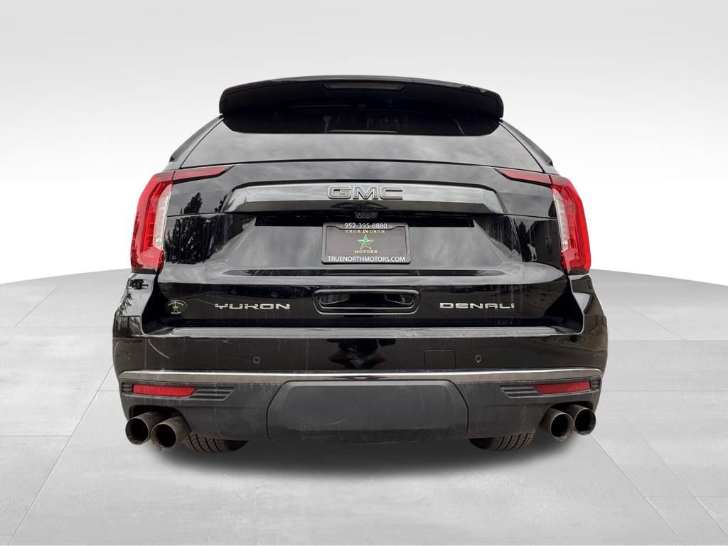Used 2023 GMC Yukon Denali Ultimate AWD/4WD image 9