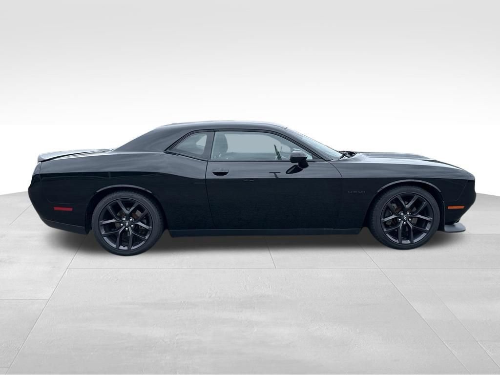 Used 2020 Dodge Challenger R/T w/ Blacktop Package RWD image 38