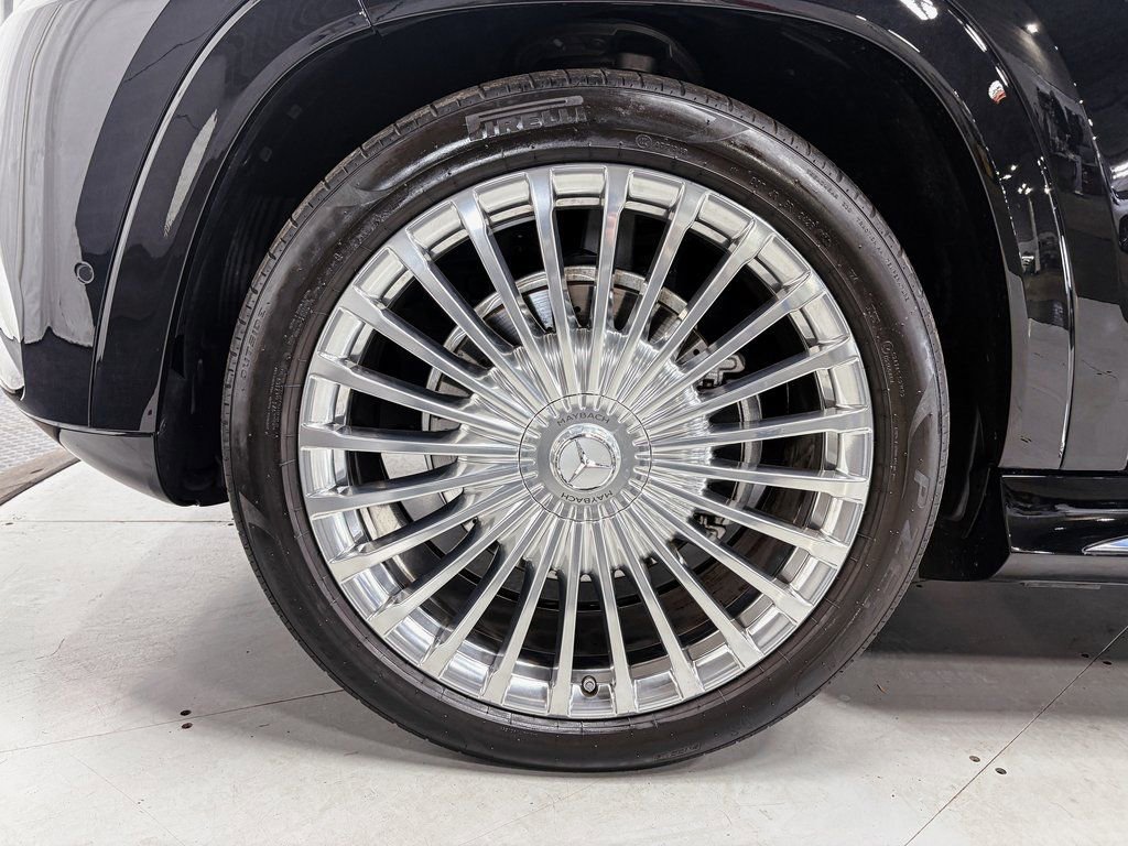 Certified 2023 Mercedes-Benz Maybach GLS 600 4MATIC image 37
