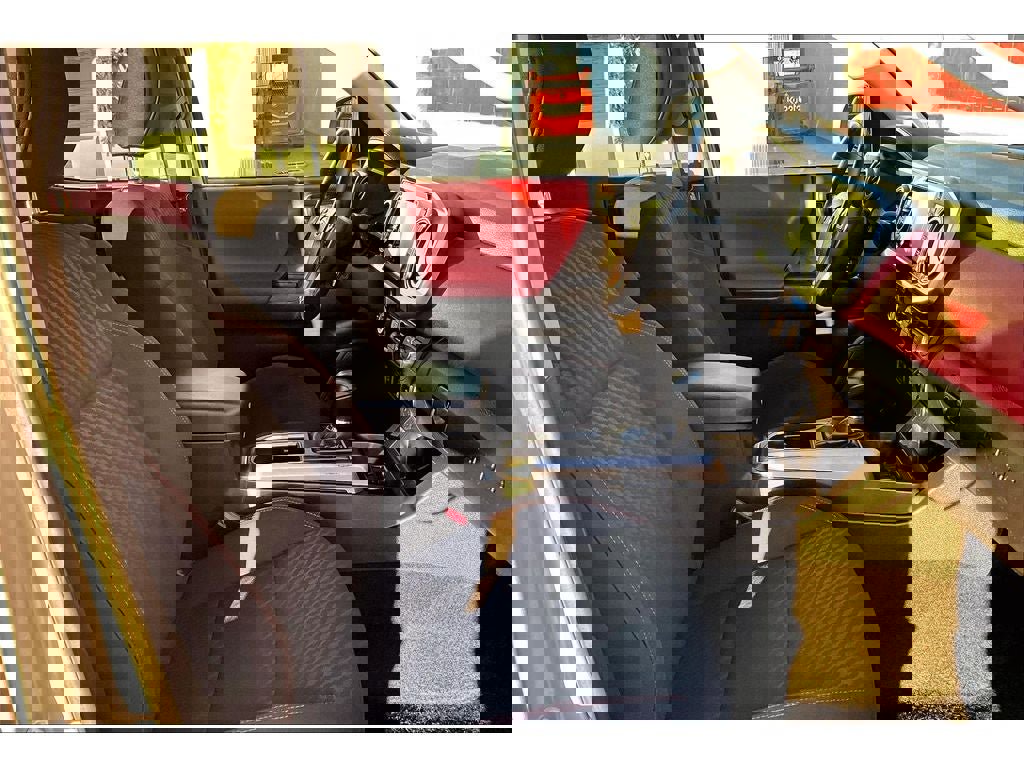 Used 2023 Toyota Tacoma SR5 w/ Technology Package image 8