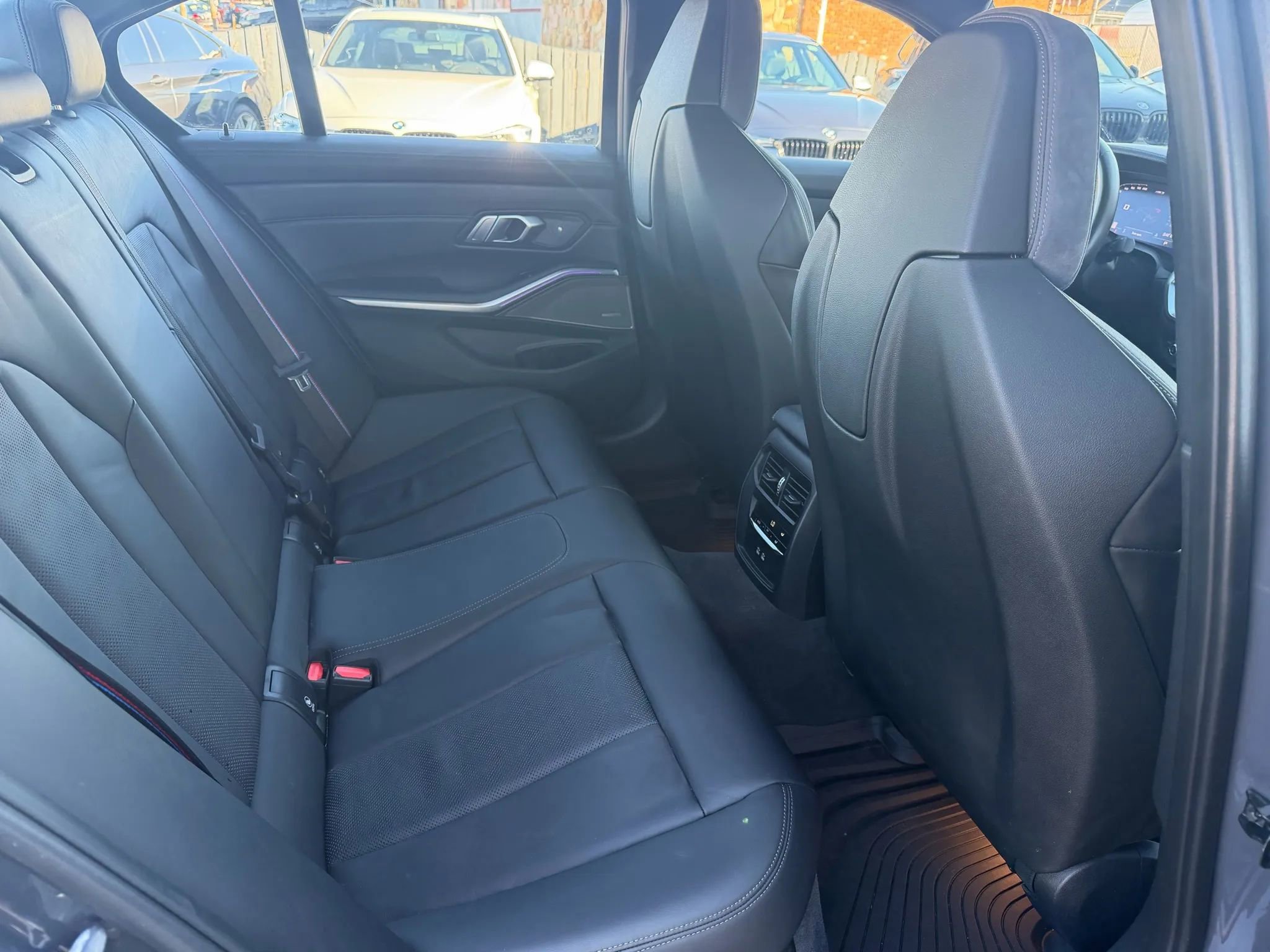 Used 2021 BMW M3 Competition w/ Executive Package image 21