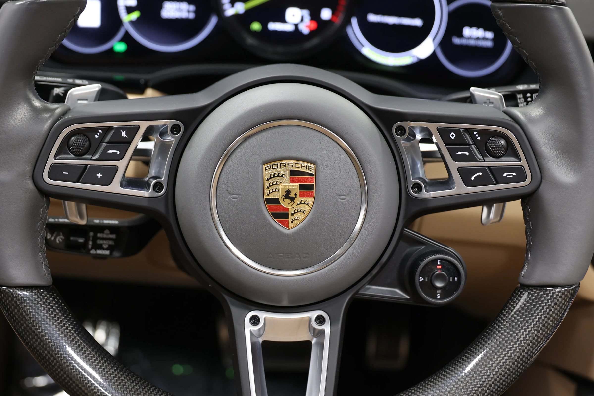 Used 2021 Porsche Cayenne Turbo S AWD/4WD image 27