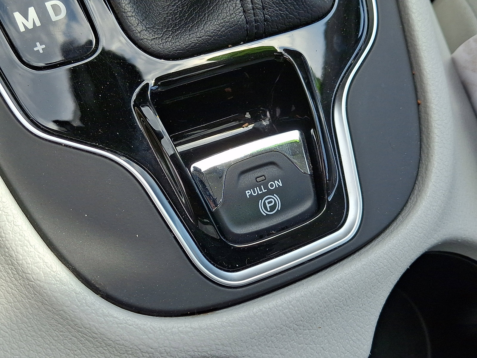 Certified 2021 Jeep Cherokee Limited AWD/4WD image 31