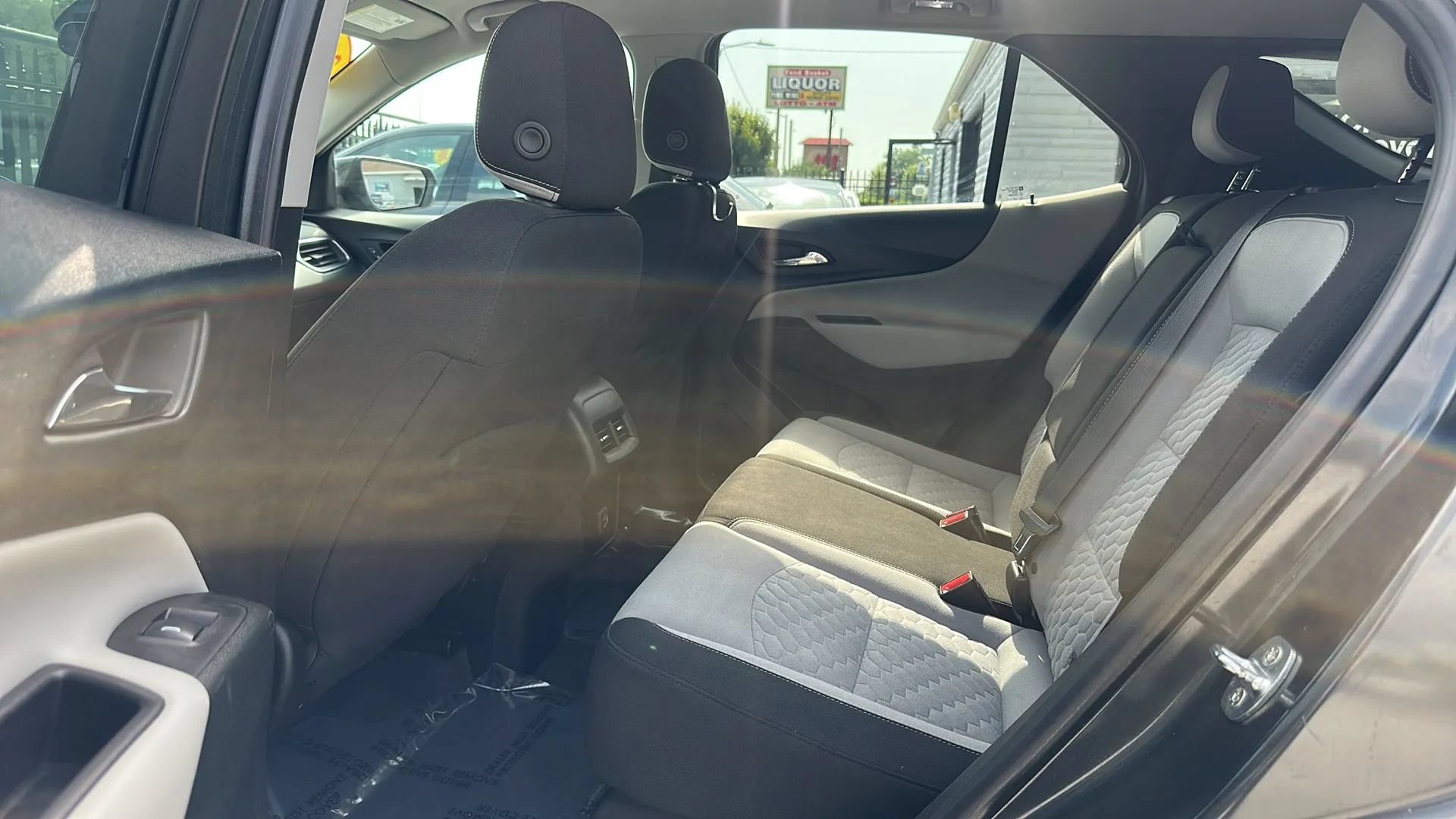 Used 2021 Chevrolet Equinox LT FWD image 13