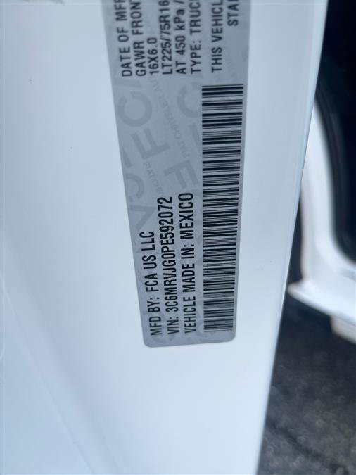 Used 2023 RAM ProMaster 3500 w/ Driver Convenience Group image 9