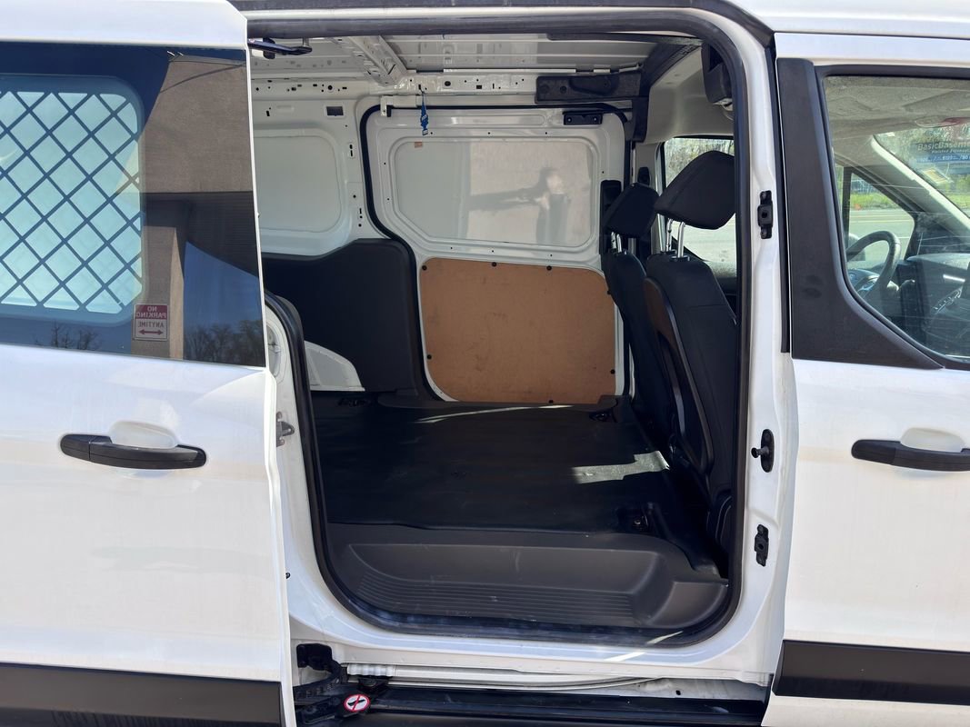 Used 2020 Ford Transit Connect XLT FWD image 31