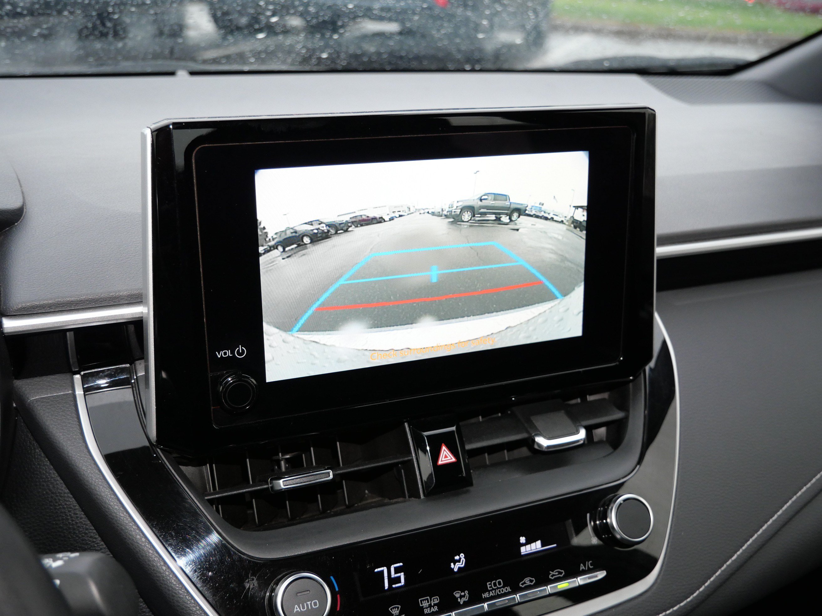 Certified 2025 Toyota Corolla SE FWD image 31