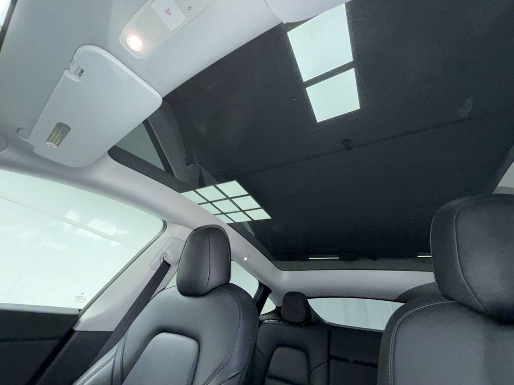 Used 2021 Tesla Model Y Performance AWD/4WD image 23