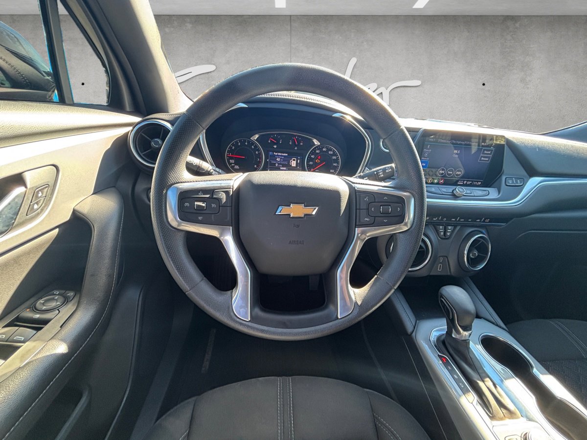 Used 2021 Chevrolet Blazer LT w/ Midnight/Sport Edition image 21