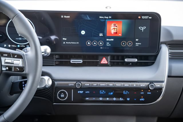 New 2026 Hyundai Ioniq 5 SEL RWD image 17
