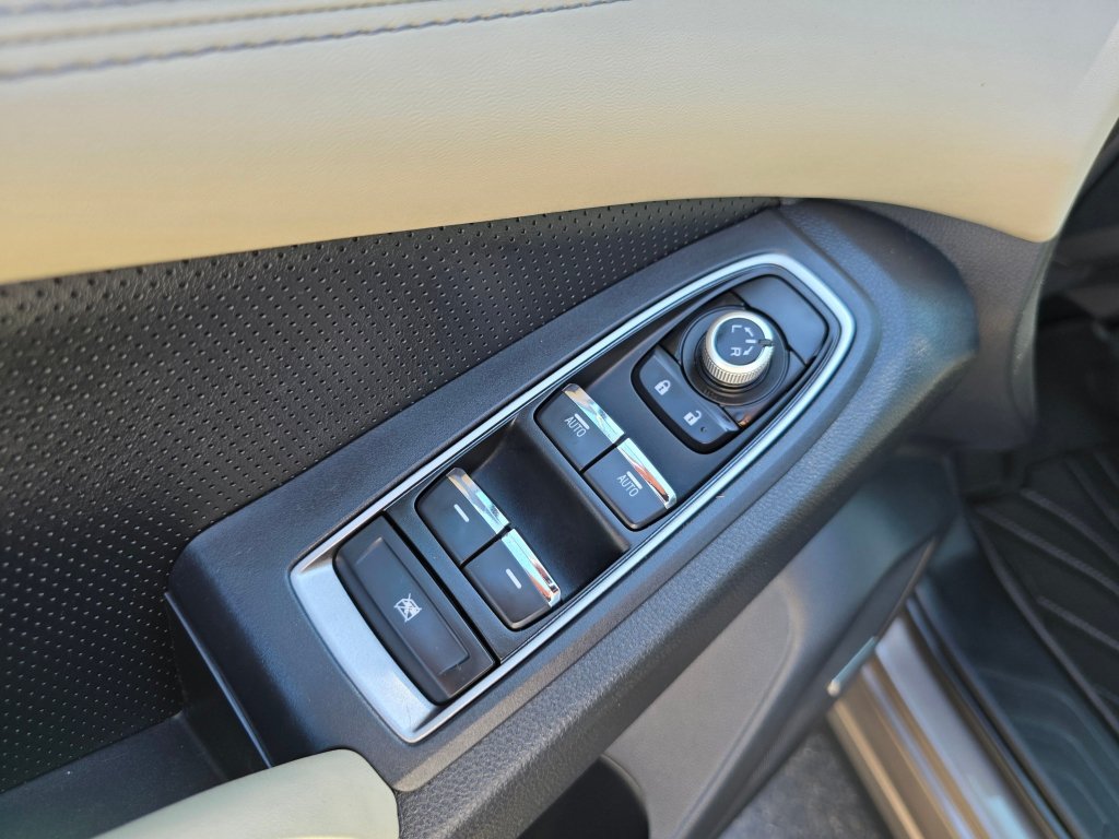 Used 2021 Subaru Ascent Limited w/ Technology Package AWD/4WD image 54
