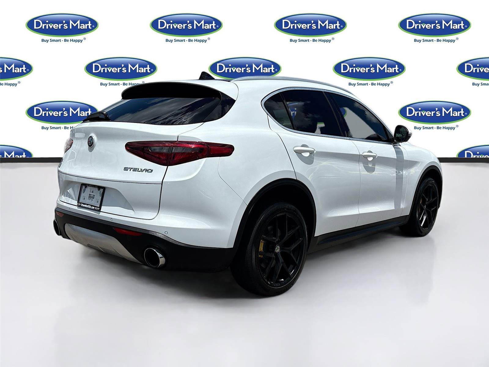 Used 2018 Alfa Romeo Stelvio Ti AWD/4WD image 7