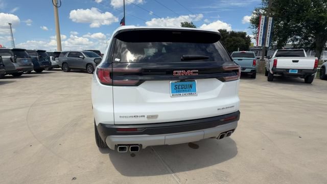 Certified 2026 GMC Acadia Elevation w/ Elevation Premium Package FWD image 7
