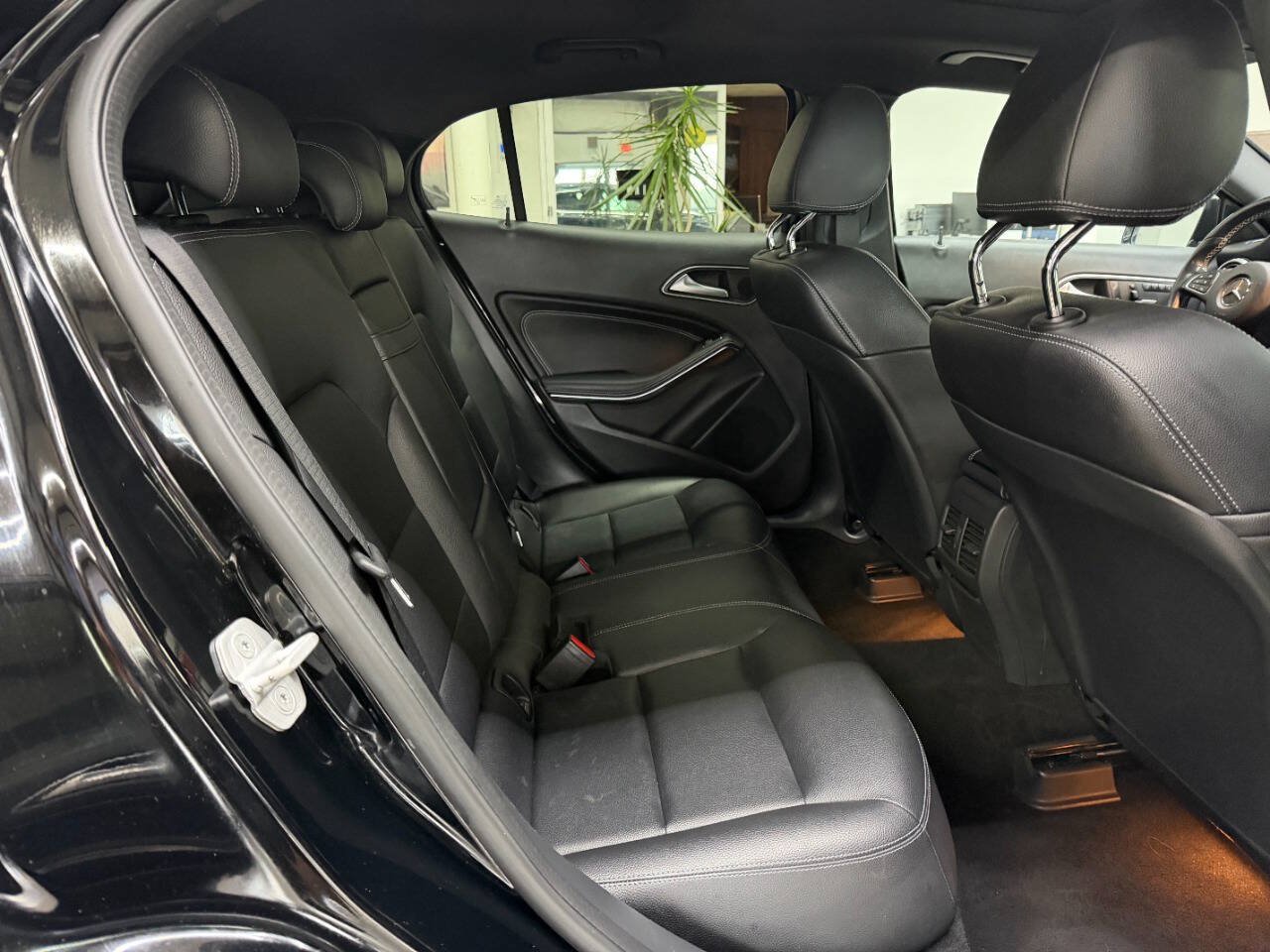 Used 2017 Mercedes-Benz GLA 250 4MATIC image 15