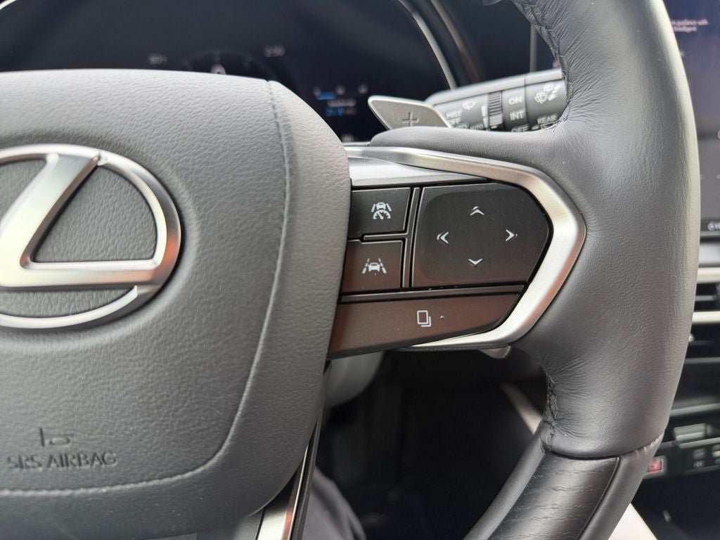 Used 2025 Lexus RX 350 Premium Plus w/ Convenience Package FWD image 16