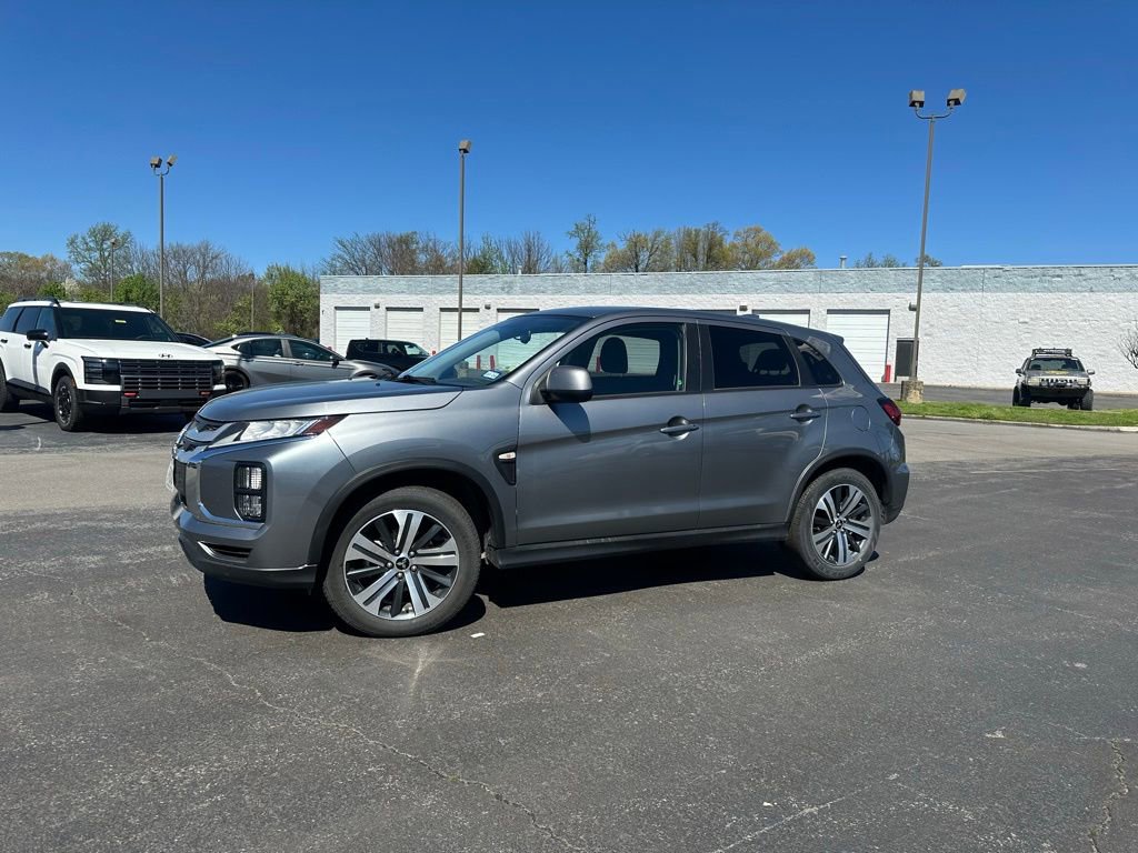 Used 2024 Mitsubishi Outlander Sport SE image 12
