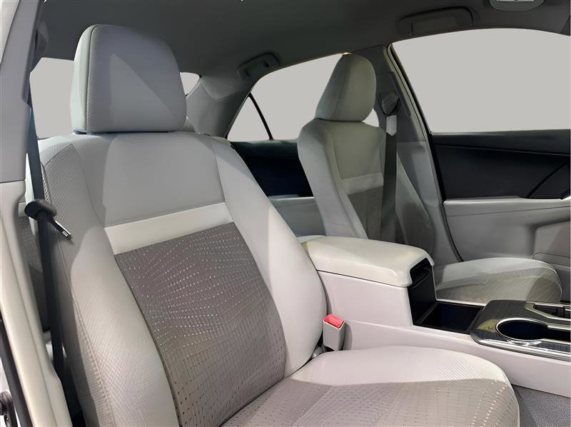 Used 2014 Toyota Camry LE FWD image 22