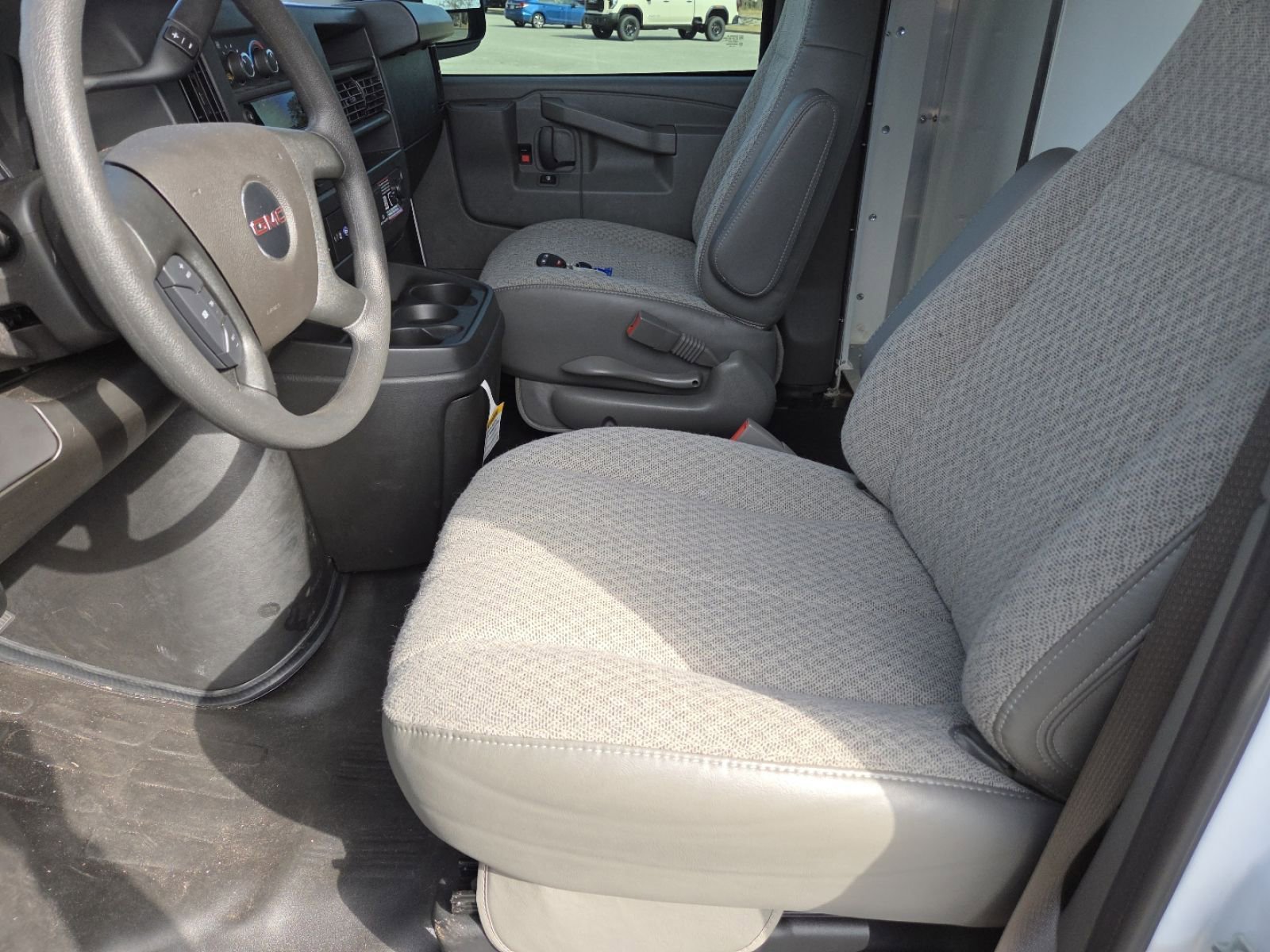 New 2025 GMC Savana 3500 w/ Power Convenience Package image 22