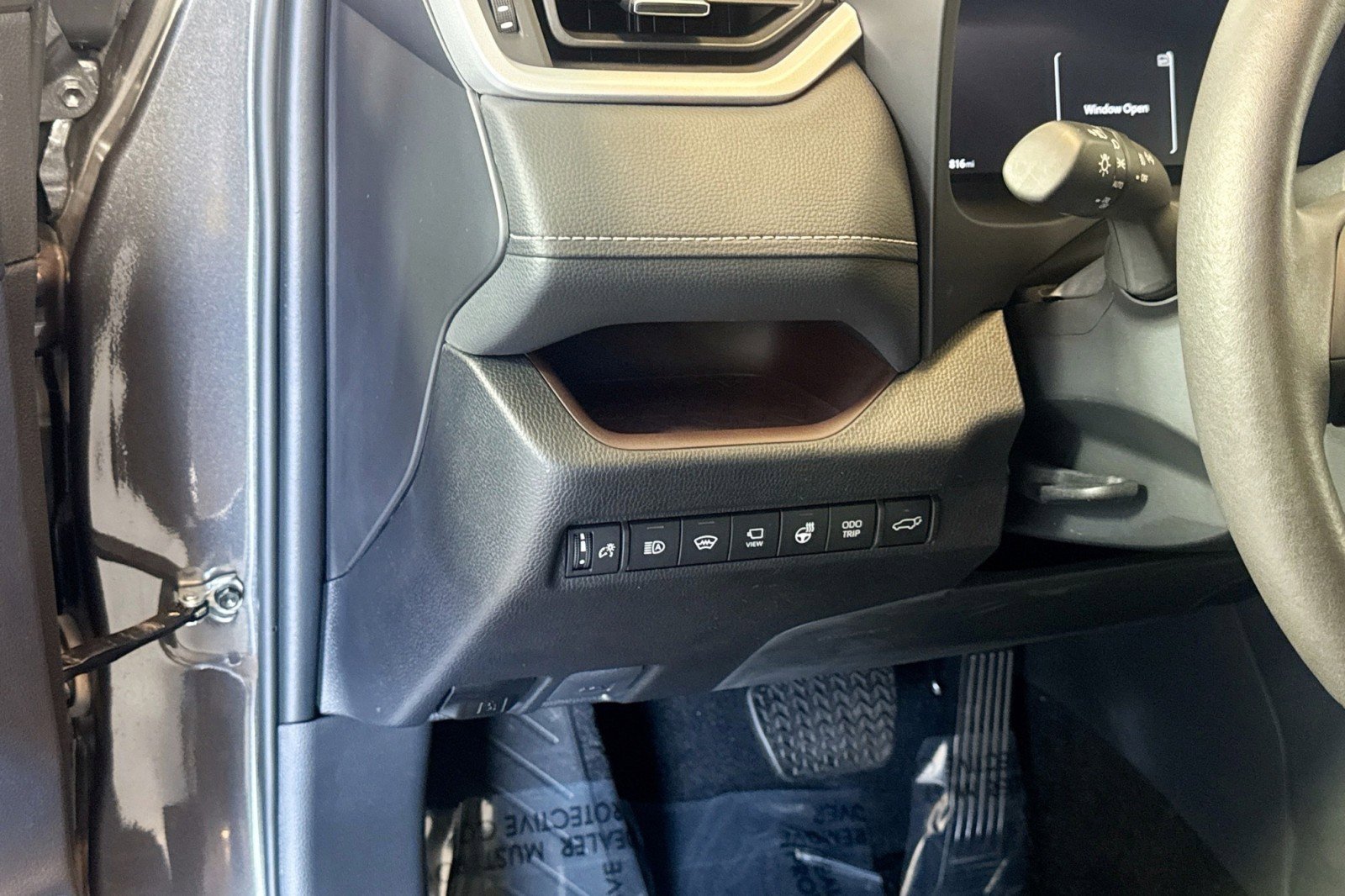 Used 2024 Toyota RAV4 Limited image 10